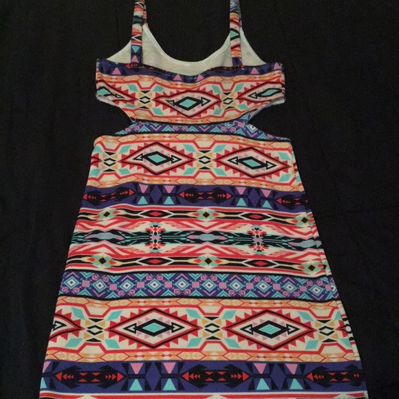 Dress - Picture 3 of 4